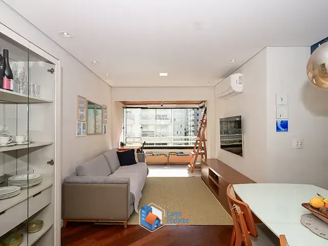 Apartamento com 1400m² 2 quartos e 2 banheiros, à venda, no bairro Moema em São Paulo