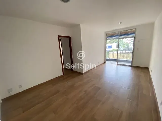 Apartamento 2 quartos e 2 banheiros, para alugar, no bairro Icaraí em Niterói