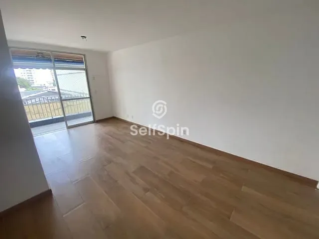 Apartamento 2 quartos e 2 banheiros, para alugar, no bairro Icaraí em Niterói