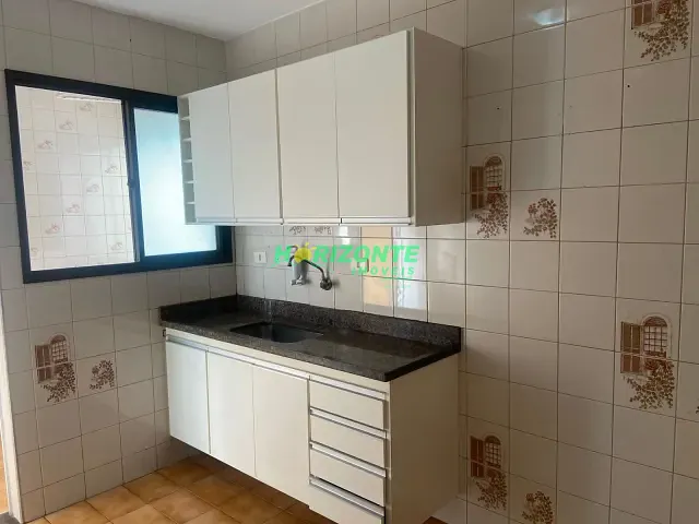 Apartamento com 53m² 2 quartos e 1 banheiro, para alugar, no bairro Jardim Ismênia em São José dos Campos