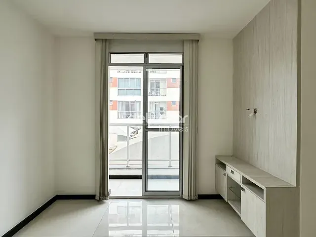 Apartamento com 55m² 2 quartos e 1 banheiro, para alugar, no bairro Santa Clara em Vespasiano
