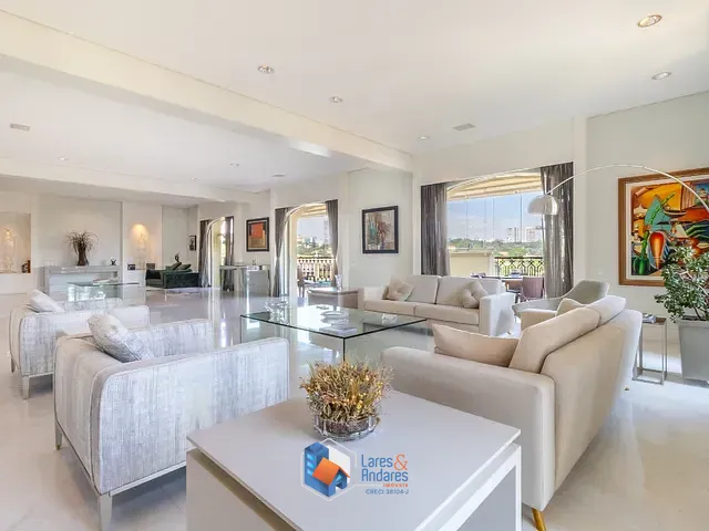 Apartamento com 700m² 4 quartos e 6 banheiros, à venda, no bairro Higienópolis em São Paulo