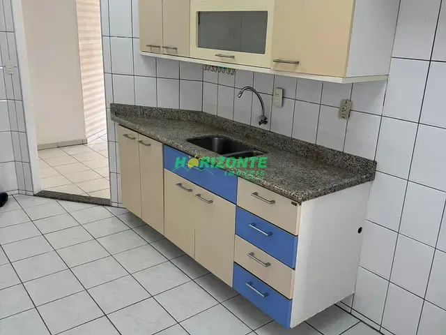 Apartamento 3 quartos e 2 banheiros, para alugar, no bairro Parque Residencial Aquarius em São José dos Campos
