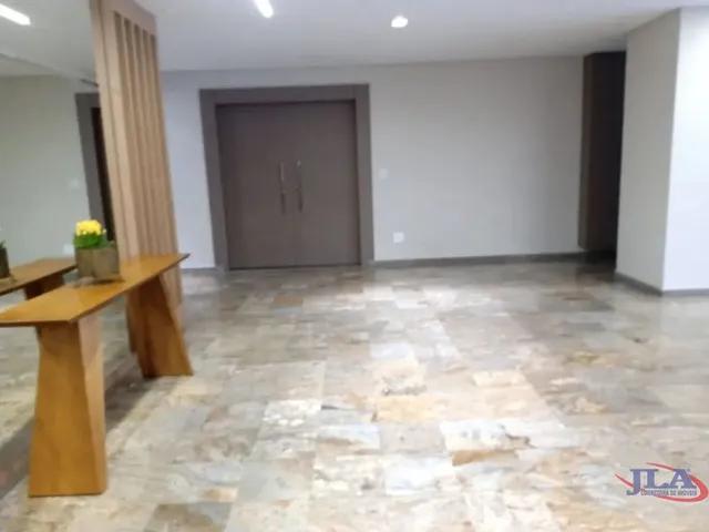 Apartamento 1 quarto e 1 banheiro, para alugar, no bairro Cristo Rei em Curitiba