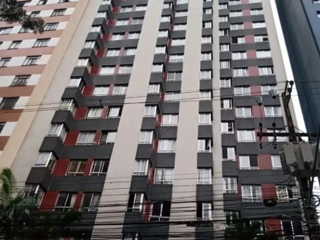 Apartamento 1 quarto e 1 banheiro, para alugar, no bairro Cristo Rei em Curitiba