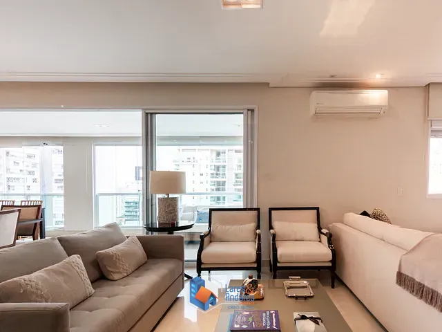 Apartamento com 3600m² 3 quartos e 5 banheiros, à venda, no bairro Campo Belo em São Paulo