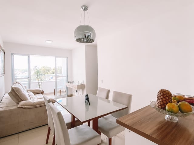 Foto do Apartamento - Apartamento 03 quartos com armários planejados, suíte e varanda, lazer com piscina e 01 vaga, Bairro Planalto, Belo Horizonte | Deltalar Imóveis