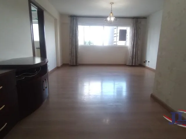 Apartamento 3 quartos e 2 banheiros, à venda, no bairro Bacacheri em Curitiba