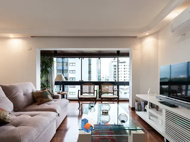 Apartamento com 164m² 3 quartos e 4 banheiros, à venda, no bairro Moema em São Paulo