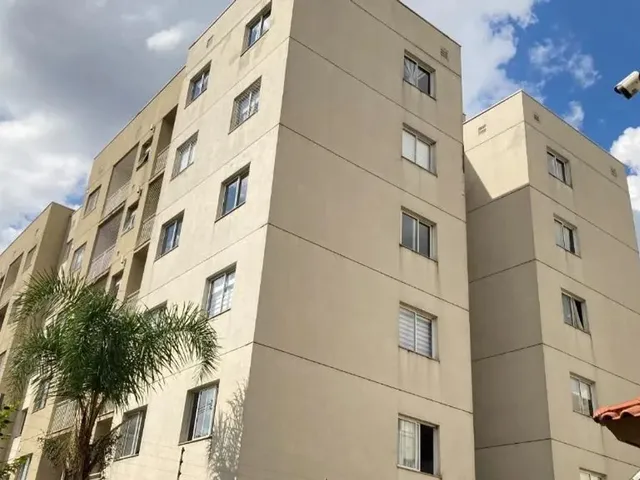 Apartamento 2 quartos e 2 banheiros, para alugar, no bairro Bacacheri em Curitiba