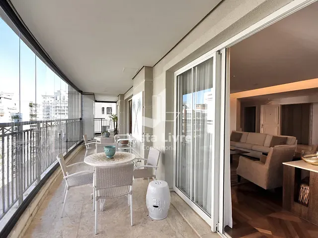 Apartamento com 367m² 4 quartos e 6 banheiros, à venda, no bairro Cerqueira César em São Paulo