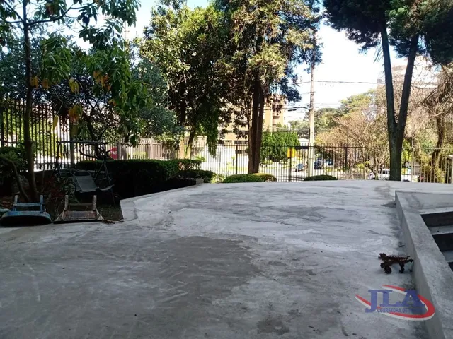 Apartamento 3 quartos e 5 banheiros, para alugar, no bairro Batel em Curitiba