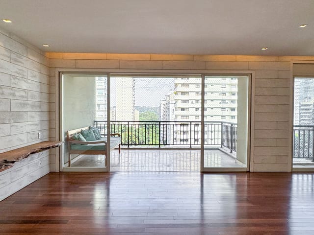 Apartamento com 200m² 2 quartos e 4 banheiros, à venda, no bairro Jardim Paulistano em São Paulo