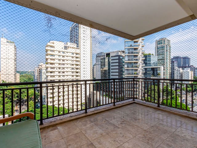 Apartamento com 200m² 2 quartos e 4 banheiros, à venda, no bairro Jardim Paulistano em São Paulo