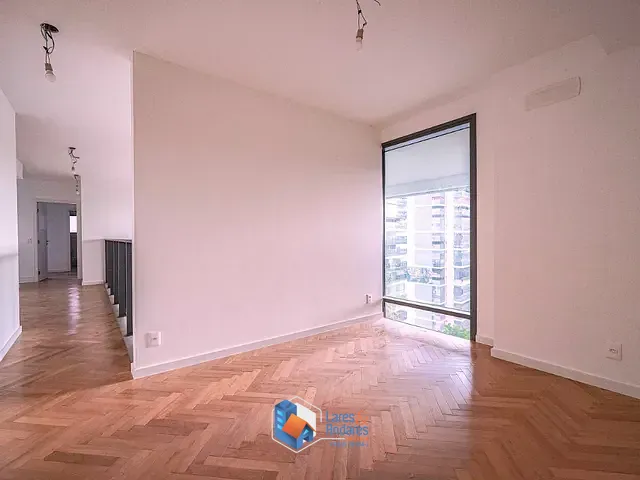 Apartamento com 325m² 4 quartos e 7 banheiros, à venda, no bairro Jardim Fonte do Morumbi em São Paulo