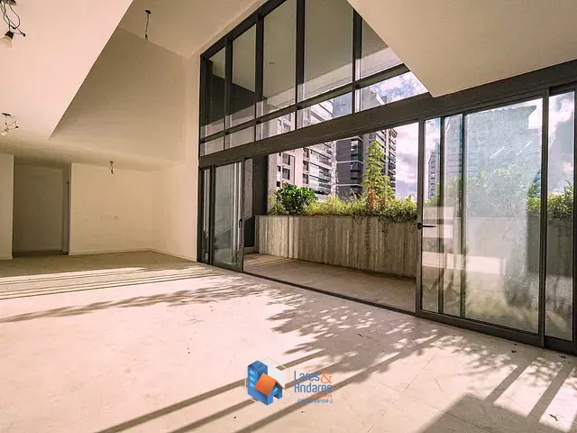 Apartamento com 325m² 4 quartos e 7 banheiros, à venda, no bairro Jardim Fonte do Morumbi em São Paulo