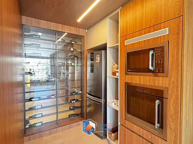 Apartamento com 1963m² 4 quartos e 6 banheiros, à venda, no bairro Sumaré em São Paulo
