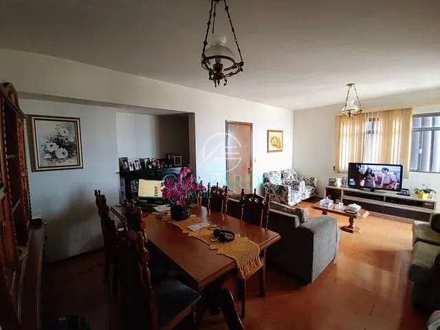 Apartamento com 141m² 3 quartos e 3 banheiros, à venda, no bairro Centro em Londrina