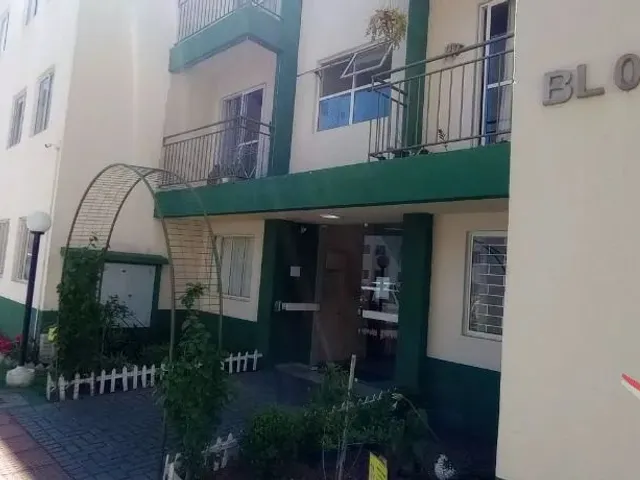 Apartamento 3 quartos e 1 banheiro, à venda, no bairro Santa Cândida em Curitiba