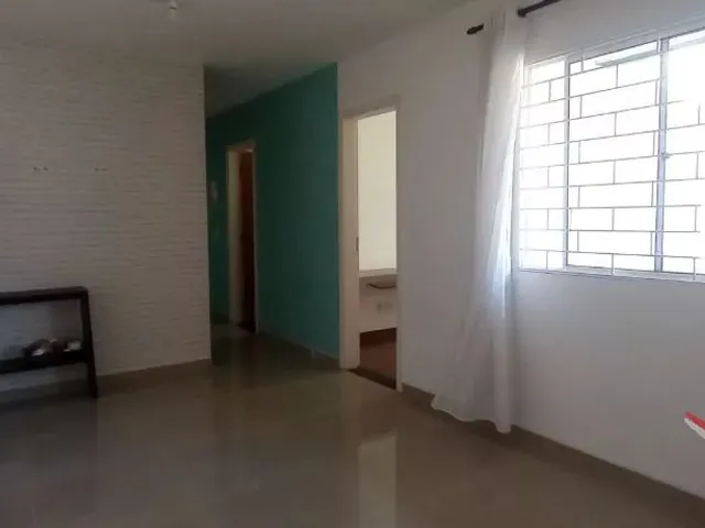 Apartamento 3 quartos e 1 banheiro, à venda, no bairro Santa Cândida em Curitiba