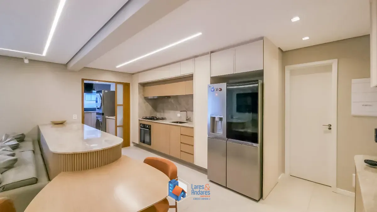 Apartamento, 3 quartos, 130 m² - Foto 2