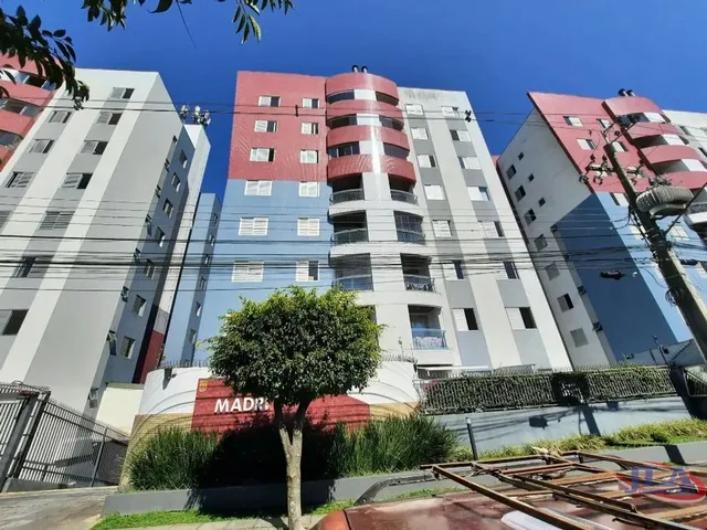 Apartamento 3 quartos e 2 banheiros, para alugar, no bairro Bacacheri em Curitiba