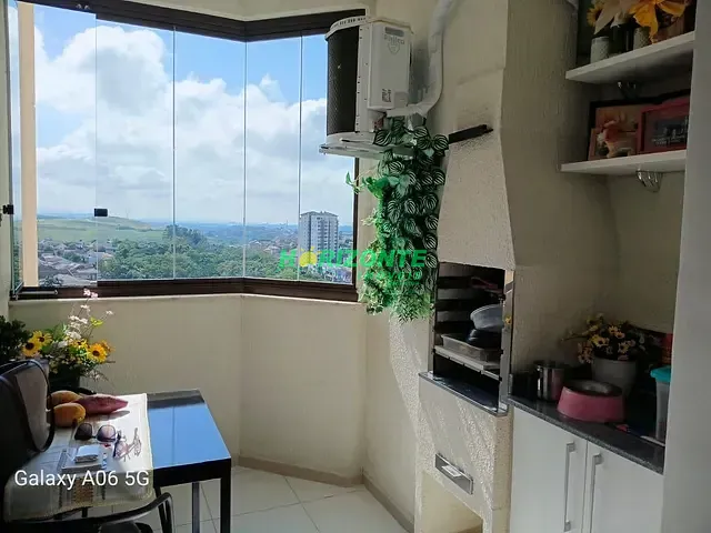 Apartamento 3 quartos e 2 banheiros, à venda, no bairro Urbanova em São José dos Campos