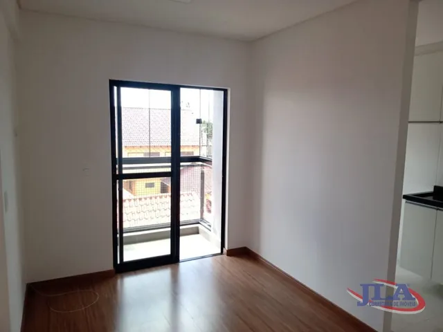 Apartamento 2 quartos e 2 banheiros, para alugar, no bairro Boa Vista em Curitiba