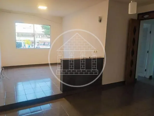 Apartamento 2 quartos e 2 banheiros, à venda, no bairro Jardim Beatriz em São Paulo