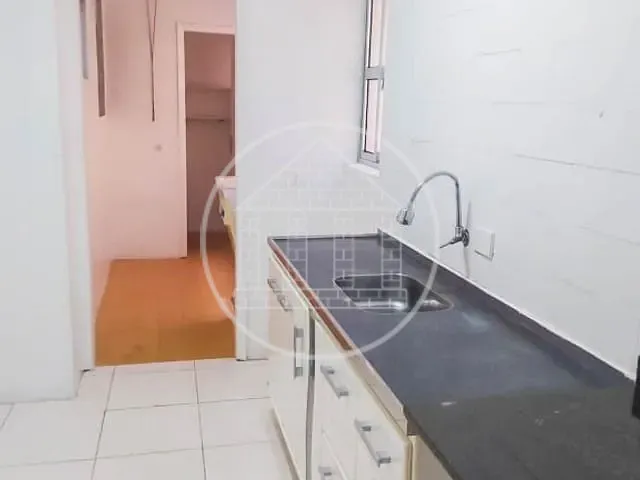 Apartamento 2 quartos e 2 banheiros, à venda, no bairro Jardim Beatriz em São Paulo