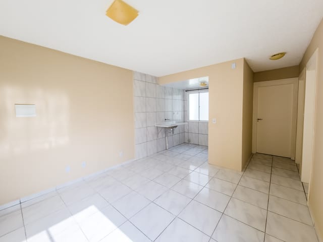 Foto do Apartamento - Apartamento de 2 dormitórios disponível para locação no Fragata em Pelotas RS, ótima localização e praticidade para o dia a dia | UP Imóveis