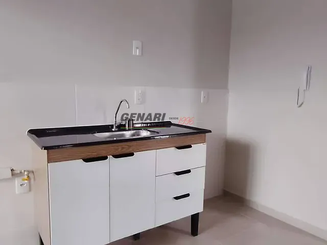 Apartamento 2 quartos e 1 banheiro, para alugar, no bairro Parque Residencial Sabiás em Indaiatuba