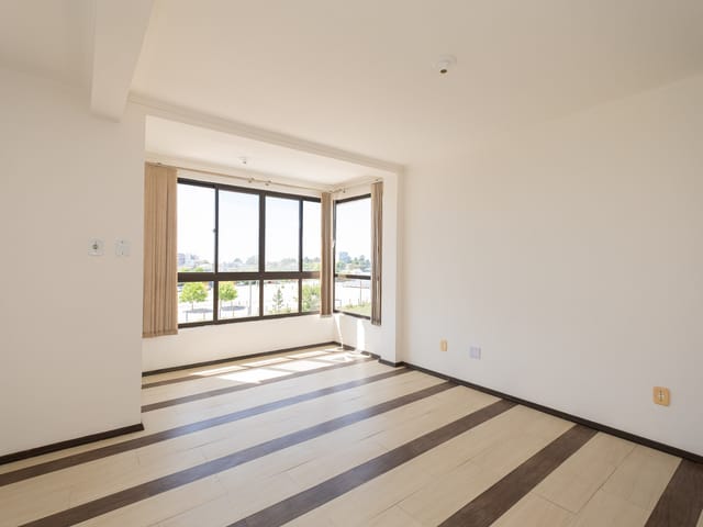 Apartamento com 71m² 2 quartos e 2 banheiros, para alugar, no bairro Três Vendas em Pelotas
