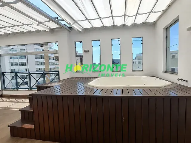 Cobertura / Penthouse 3 quartos e 2 banheiros, à venda ou para alugar, no bairro Parque Residencial Aquarius em São José dos Campos