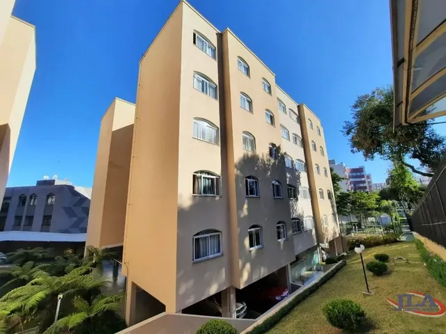 Apartamento 3 quartos e 2 banheiros, para alugar, no bairro Cabral em Curitiba