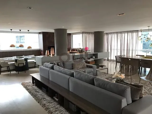 Apartamento 4 quartos e 3 banheiros, à venda, no bairro Vila Olímpia em São Paulo