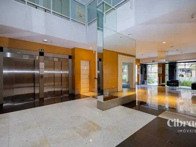 Apartamento 1 quarto e 1 banheiro, à venda, no bairro Centro em Curitiba