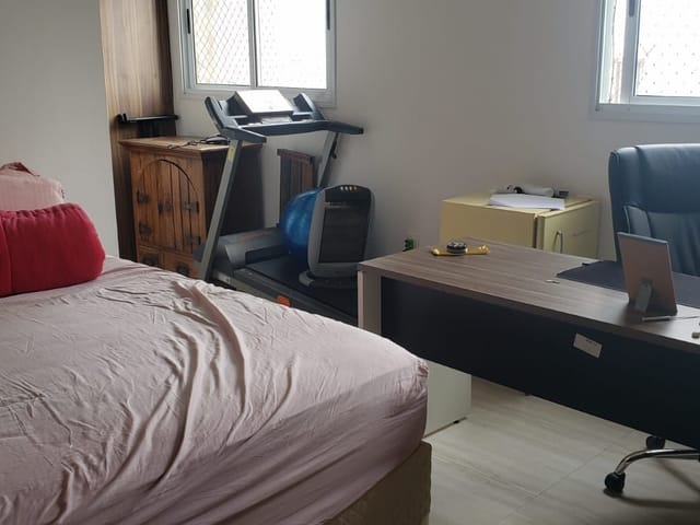 Apartamento 4 quartos e 2 banheiros, à venda, no bairro Jardim São Dimas em São José dos Campos