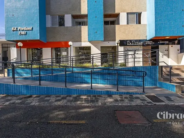 Apartamento 2 quartos e 2 banheiros, à venda, no bairro Água Verde em Curitiba