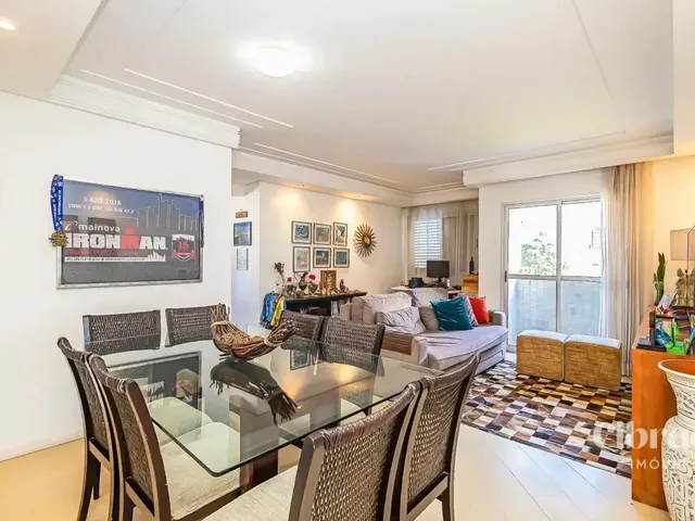 Apartamento 2 quartos e 2 banheiros, à venda, no bairro Água Verde em Curitiba