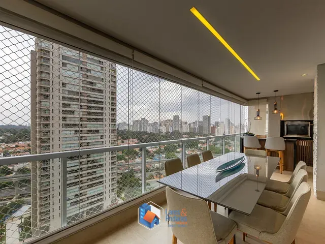 Apartamento com 233m² 3 quartos e 4 banheiros, à venda, no bairro Campo Belo em São Paulo
