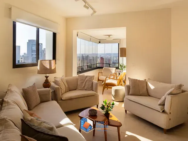 Apartamento com 150m² 3 quartos e 3 banheiros, à venda, no bairro Higienópolis em São Paulo