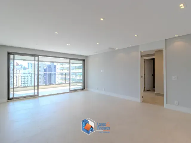 Apartamento com 149m² 3 quartos e 4 banheiros, à venda, no bairro Moema em São Paulo