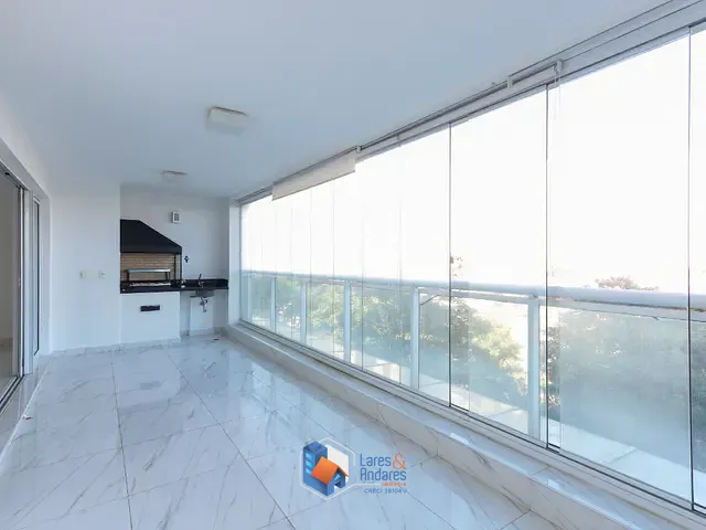 Apartamento com 241m² 3 quartos e 5 banheiros, à venda, no bairro Água Branca em São Paulo