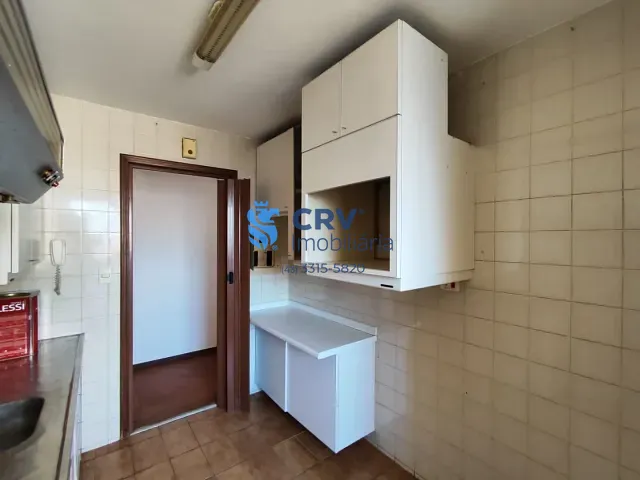 Apartamento com 140m² 3 quartos e 3 banheiros, à venda, no bairro Centro em Londrina