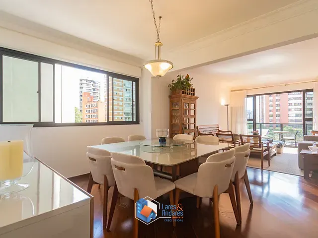 Apartamento com 263m² 3 quartos e 5 banheiros, à venda, no bairro Moema em São Paulo