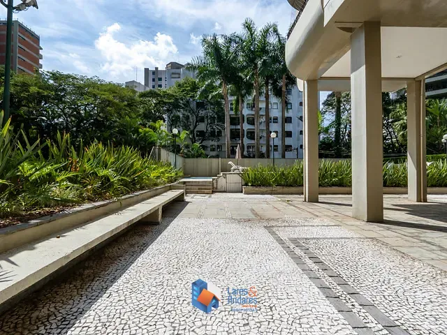 Apartamento com 271m² 3 quartos e 4 banheiros, à venda, no bairro Vila Morumbi em São Paulo