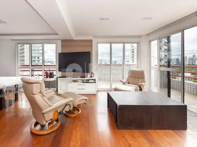 Apartamento 5 quartos e 6 banheiros, à venda, no bairro Itaim Bibi em São Paulo