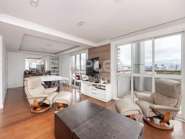 Apartamento 5 quartos e 6 banheiros, à venda, no bairro Itaim Bibi em São Paulo
