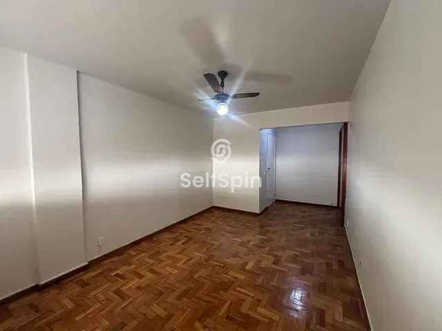 Apartamento 2 quartos e 1 banheiro, para alugar, no bairro Icaraí em Niterói